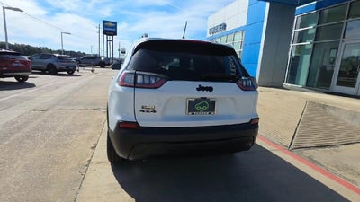 2023 Jeep Cherokee Altitude Lux