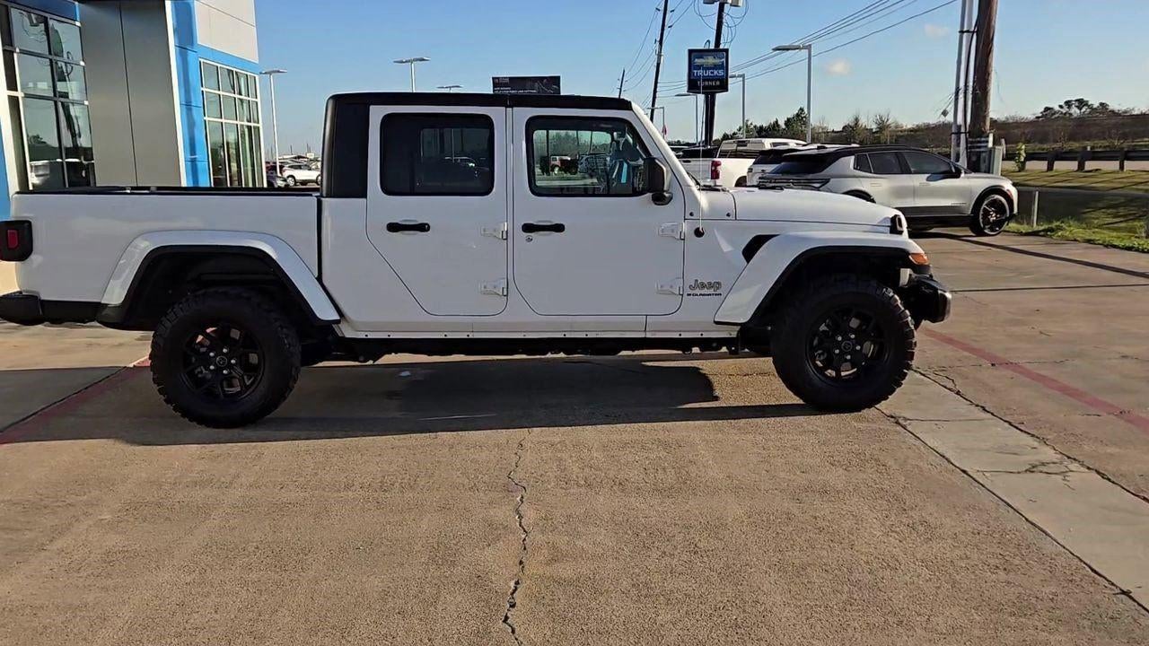 2023 Jeep Gladiator Overland