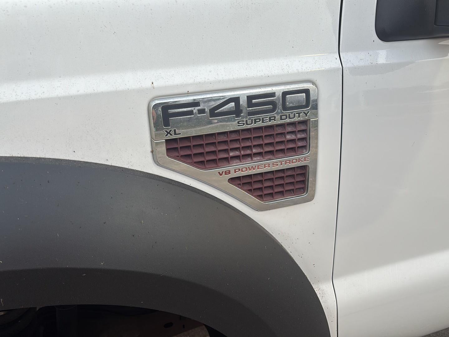 2008 Ford Super Duty F-450 DRW XL