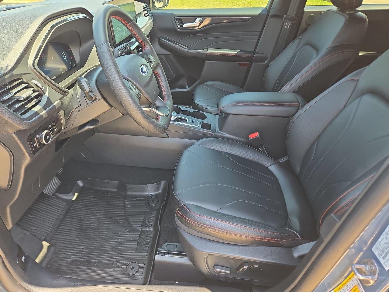 2025 Ford Escape ST-Line Elite