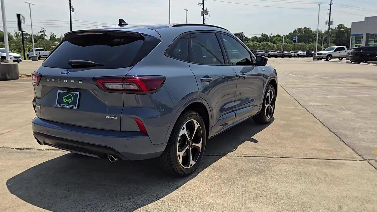 2025 Ford Escape ST-Line Elite