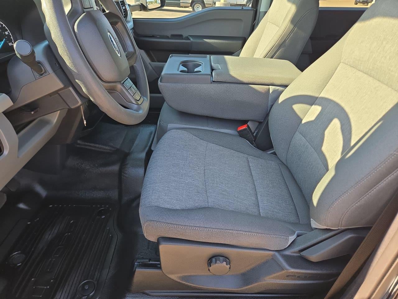 2025 Ford Super Duty F-450 DRW XL