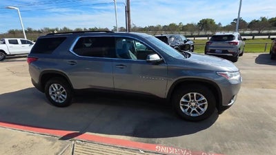 2021 Chevrolet Traverse LT Cloth