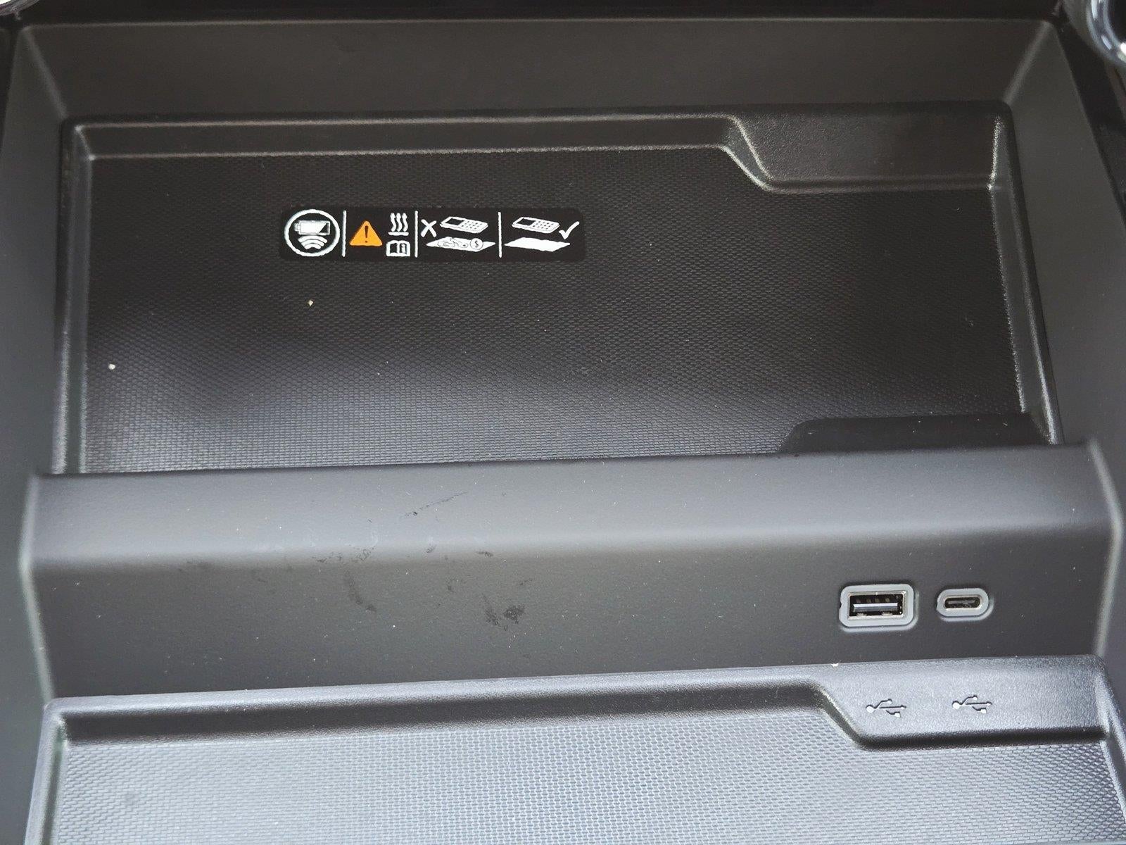 2027 Chevrolet Suburban LT