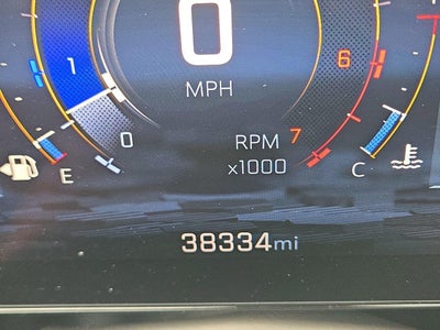 2025 Chevrolet Suburban LT