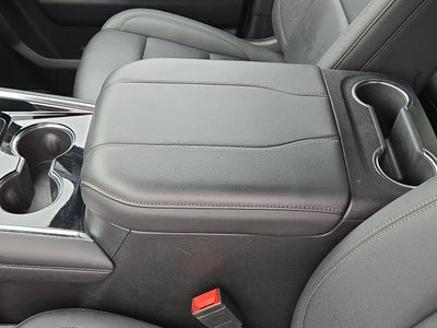 2025 Chevrolet Suburban LT