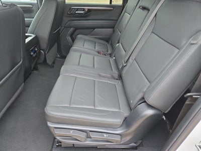 2025 Chevrolet Suburban LT