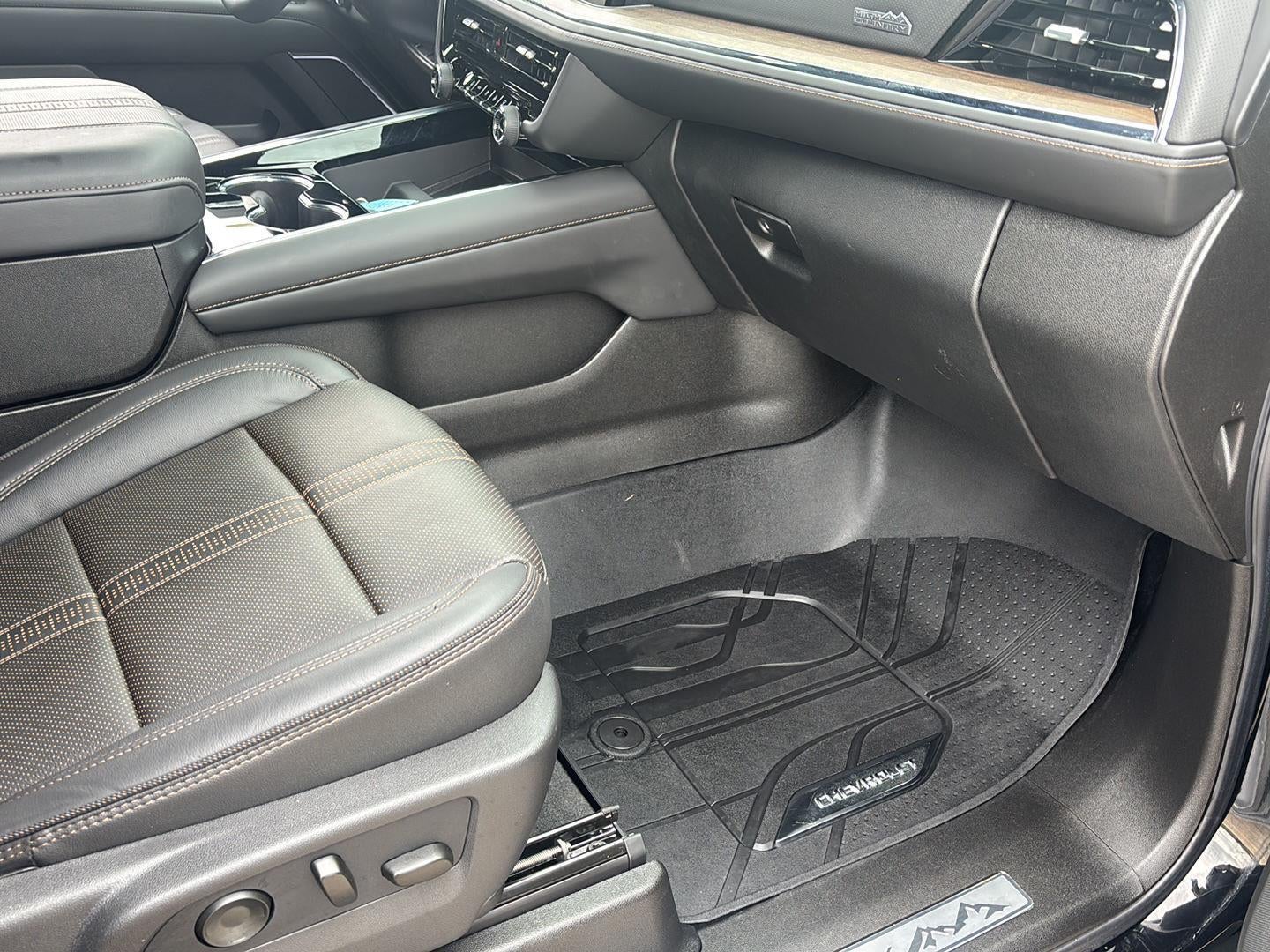 2025 Chevrolet Suburban High Country