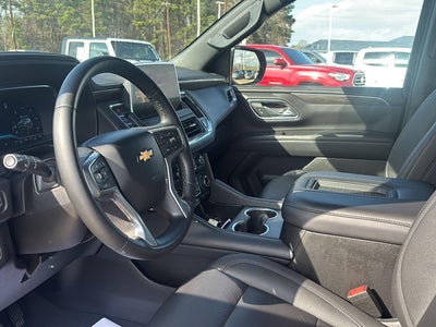 2024 Chevrolet Suburban LT