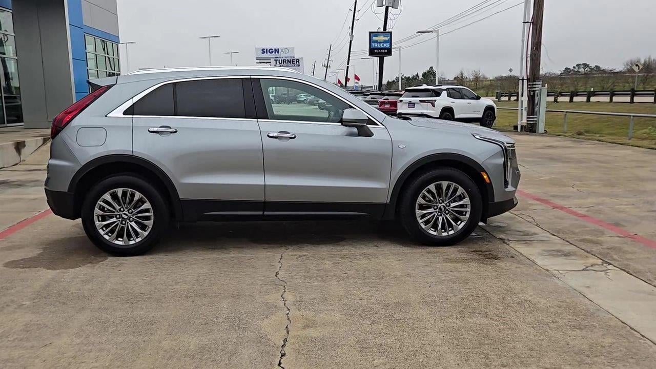 2025 Cadillac XT4 Premium Luxury