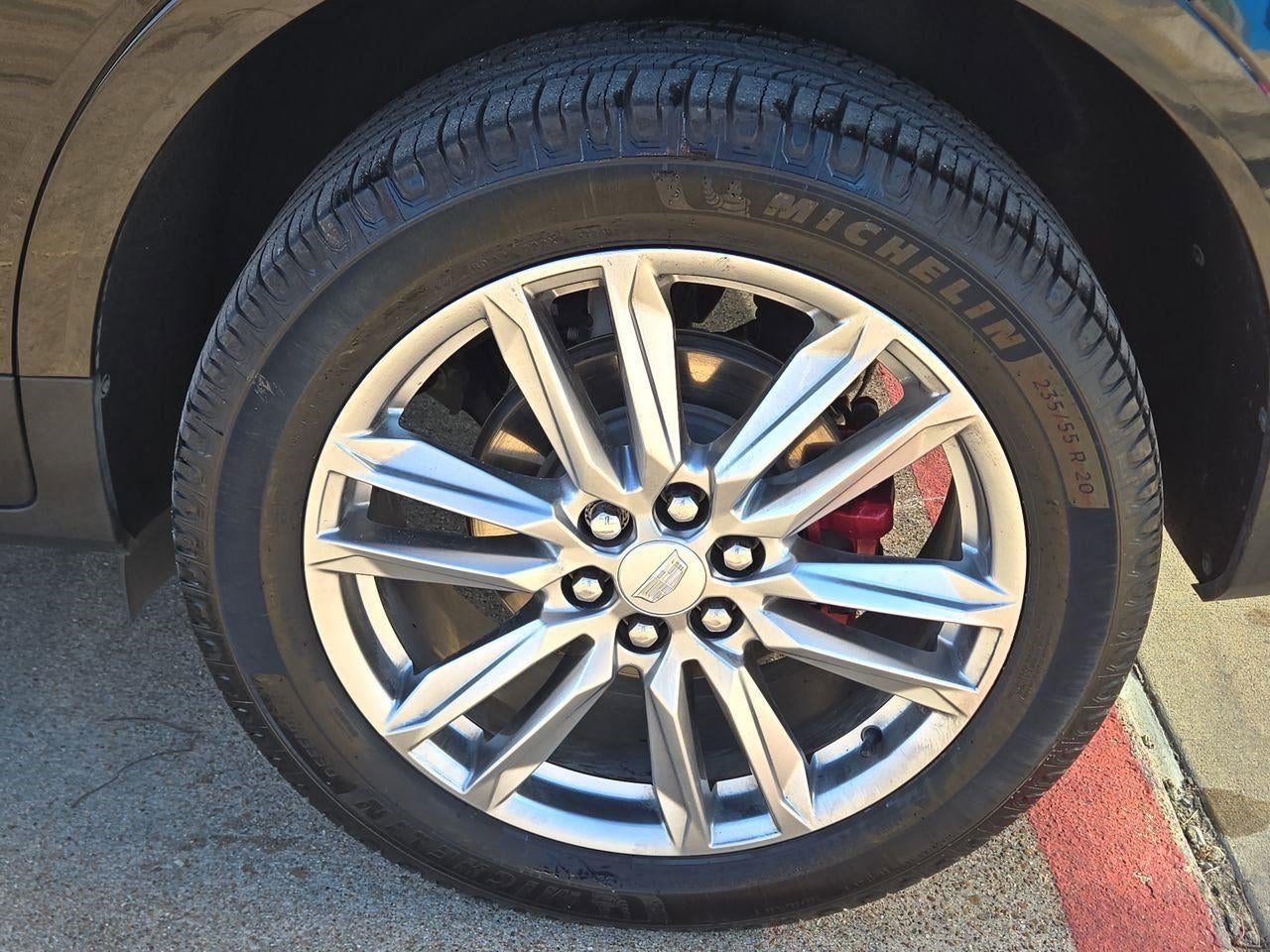 2023 Cadillac XT5 Sport