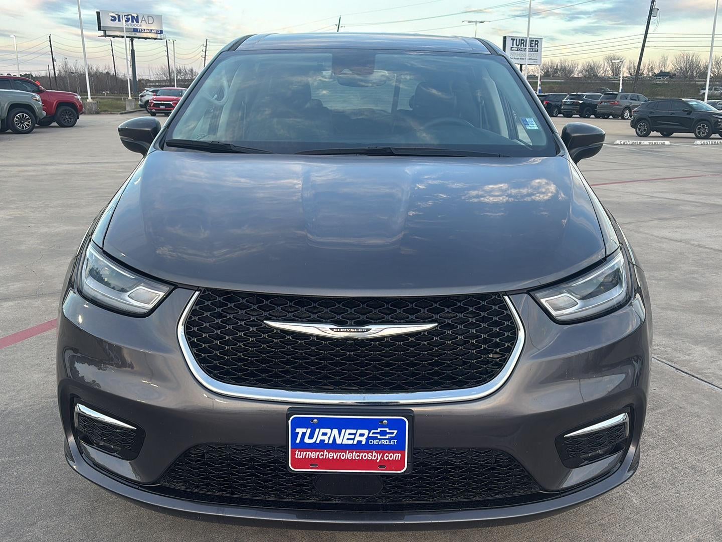 2023 Chrysler Pacifica Touring L