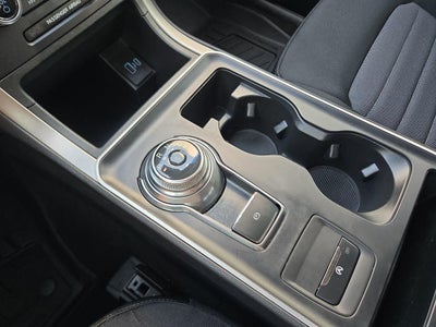 2022 Ford Edge SE