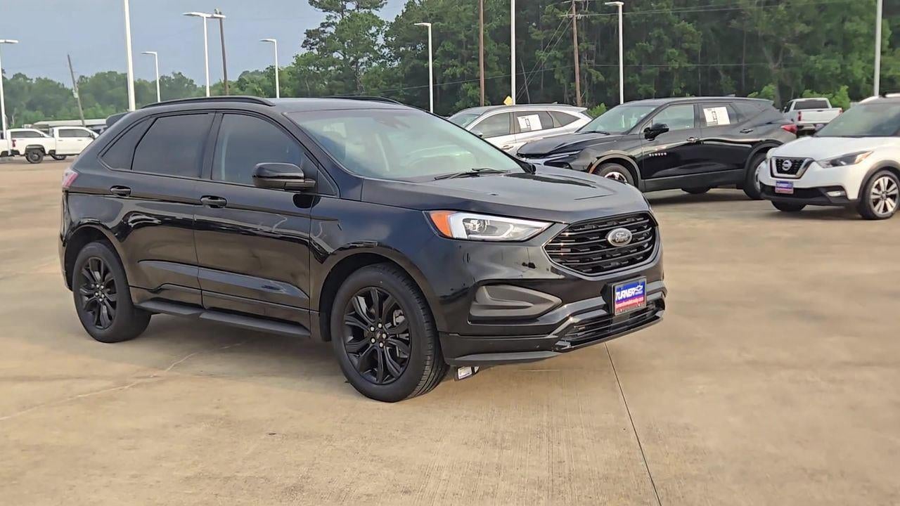 2022 Ford Edge SE