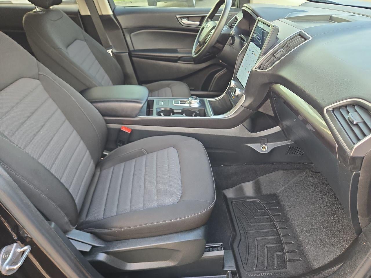 2022 Ford Edge SE