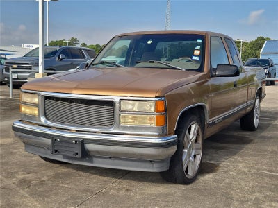 1995 GMC Sierra 1500 Club Cpe 141.5" WB