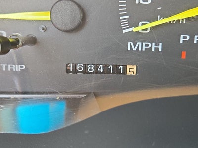 1995 GMC Sierra 1500 Club Cpe 141.5" WB