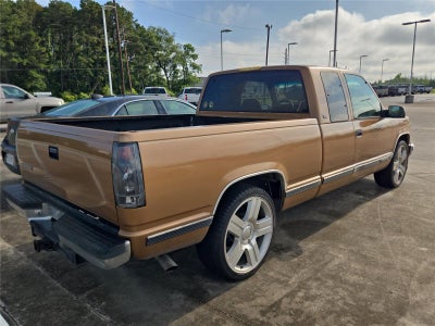 1995 GMC Sierra 1500 Club Cpe 141.5" WB