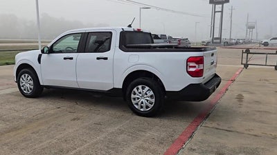 2022 Ford Maverick XL