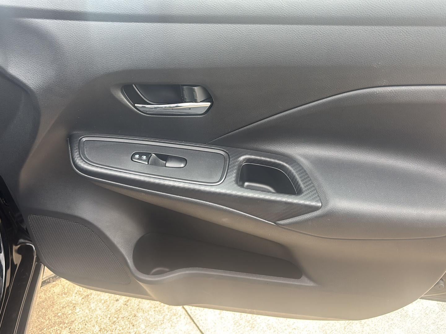 2023 Nissan Versa SV