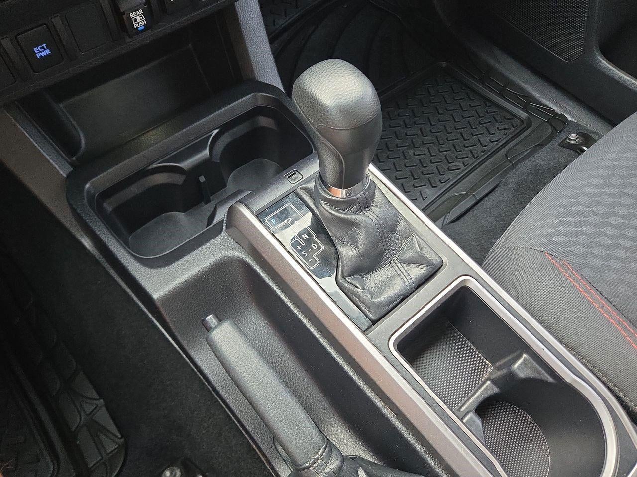 2022 Toyota Tacoma 4WD SR