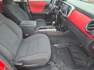 2022 Toyota Tacoma 4WD SR