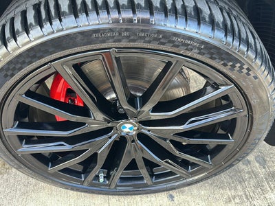2025 BMW X6 xDrive40i