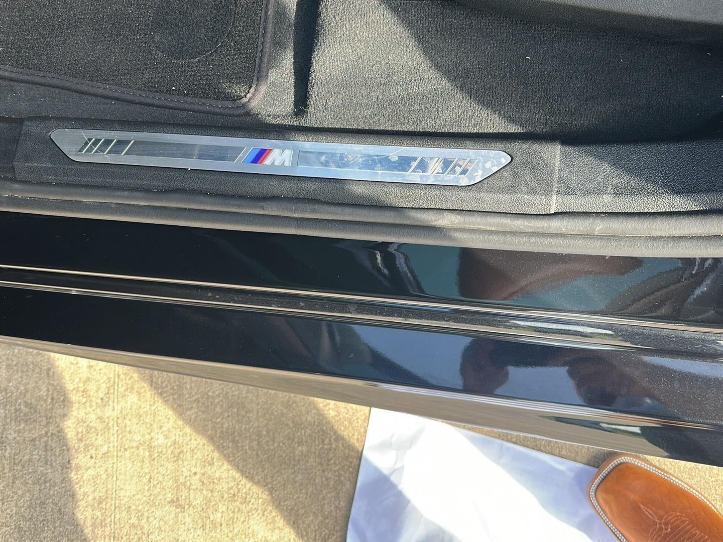 2025 BMW X6 xDrive40i