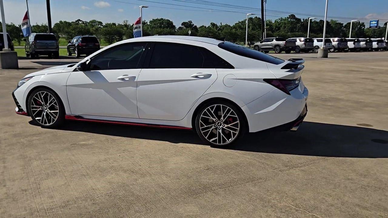 2023 Hyundai Elantra N - Photo 6