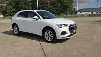 2023 Audi Q3 Premium