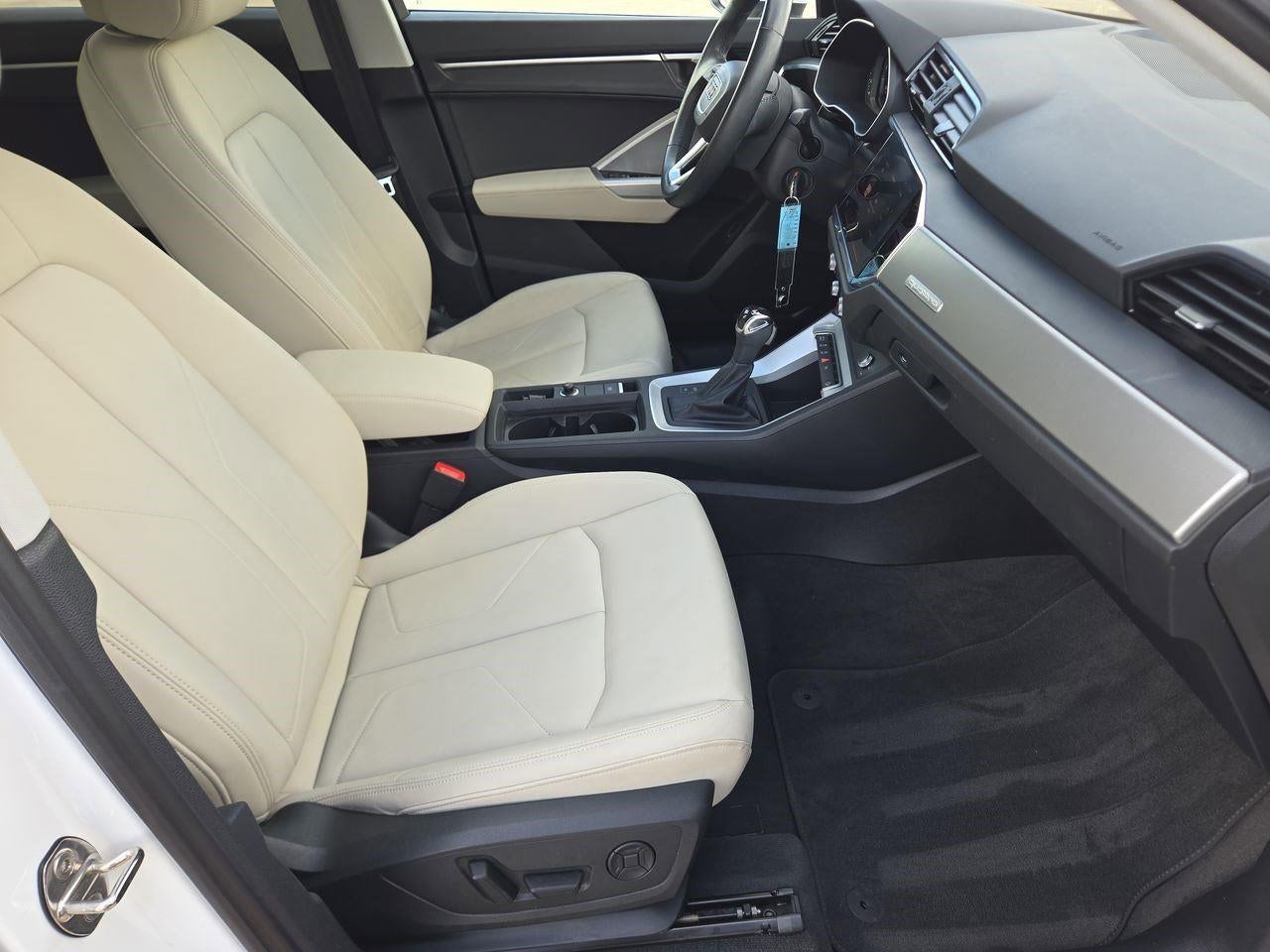 2023 Audi Q3 Premium