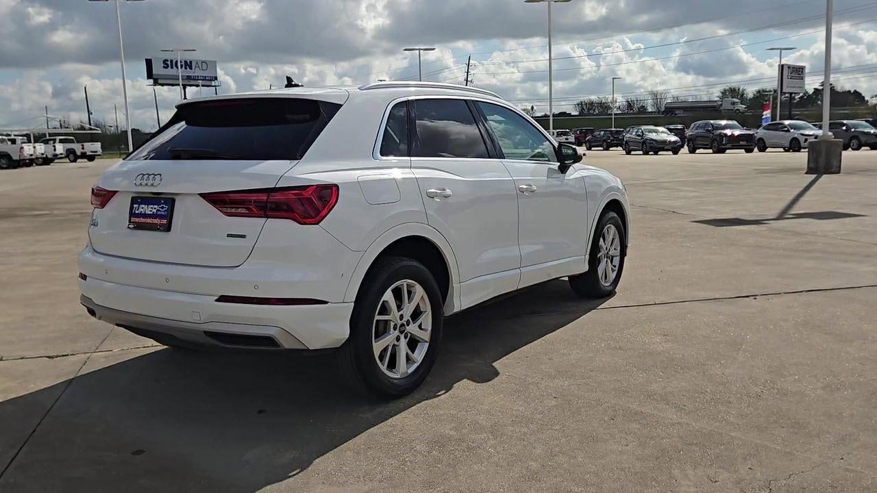 2023 Audi Q3 Premium